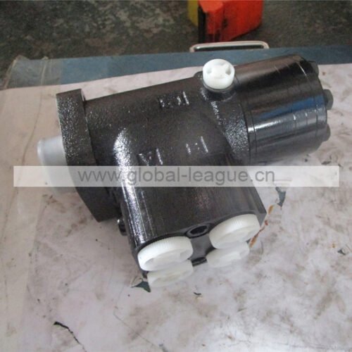 Hydraulic steering gear with valve block