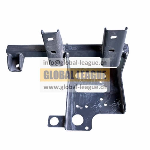 Support bracket for the lower right step 84HGFWA11-05250