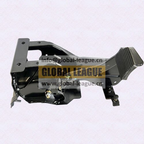 Clutch Pedal Assembly   P24901600101